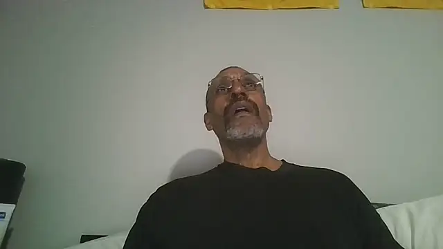 Snapshot of swimmer2496 chatting on March 2026 02:44:02 AM swimmer2496 online show from March 2026 02:44:02 AM