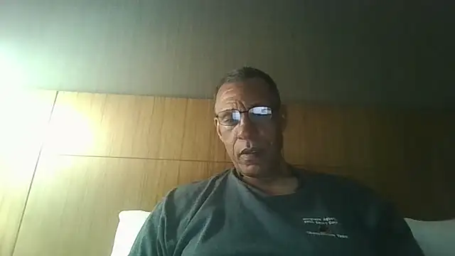 Snapshot of swimmer2496 chatting on April 2026 01:36:01 AM swimmer2496 online show from April 2026 01:36:01 AM