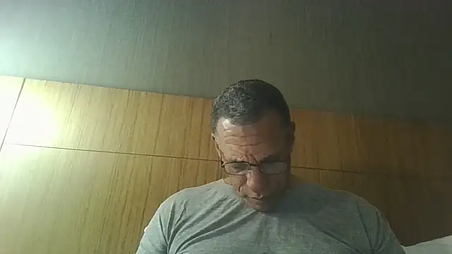 Snapshot of swimmer2496 chatting on April 2026 02:20:02 AM swimmer2496 online show from April 2026 02:20:02 AM