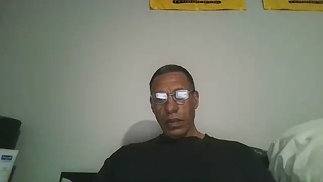 Snapshot of swimmer2496 chatting on April 2026 06:02:02 AM swimmer2496 online show from April 2026 06:02:02 AM