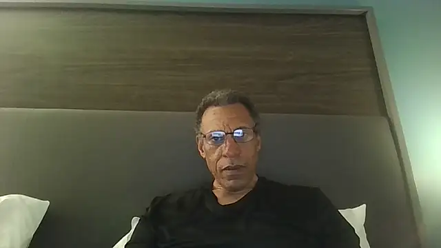 Snapshot of swimmer2496 chatting on May 2026 06:54:02 AM swimmer2496 online show from May 2026 06:54:02 AM