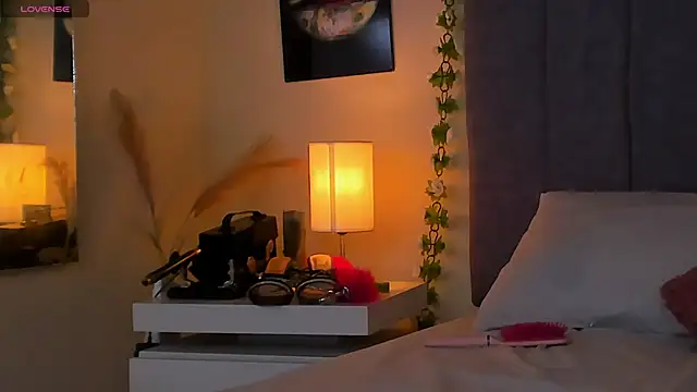 PAMELA BRANZ online show from March 2026 11:55:02 AM