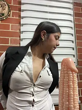 Snapshot of A-uroora chatting on March 2026 09:59:01 AM A-uroora online show from March 2026 09:59:01 AM