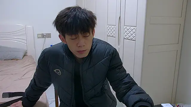 Snapshot of paofu-001 chatting on March 2026 05:01:02 AM paofu-001 online show from March 2026 05:01:02 AM