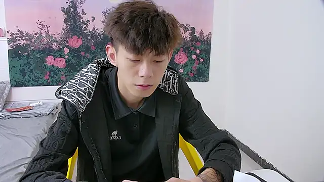 Snapshot of paofu-001 chatting on April 2026 11:28:01 AM paofu-001 online show from April 2026 11:28:01 AM