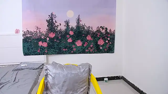 Snapshot of paofu-001 chatting on April 2026 12:06:02 PM paofu-001 online show from April 2026 12:06:02 PM