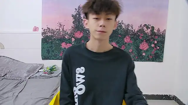 Snapshot of paofu-001 chatting on April 2026 05:03:01 AM paofu-001 online show from April 2026 05:03:01 AM