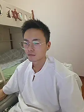 Aint686 online show from April 2026 01:50:02 PM