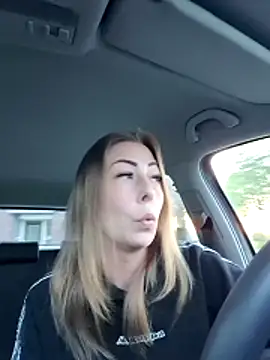 dewimp1 online show from April 2026 06:19:02 PM