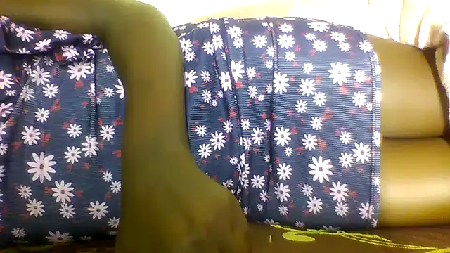 Snapshot of mbaliNzimande chatting on February 2026 08:43:01 PM mbaliNzimande online show from February 2026 08:43:01 PM