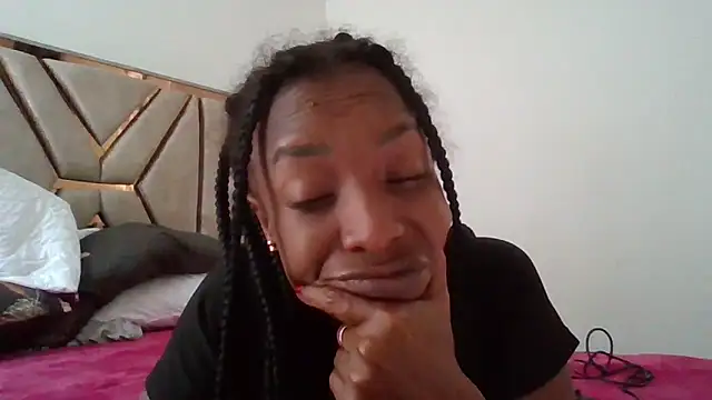 JadaMillss online show from April 2026 06:19:01 PM