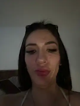 Snapshot of MamiSoft420 chatting on March 2026 07:20:02 PM MamiSoft420 online show from March 2026 07:20:02 PM