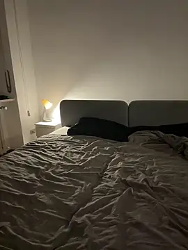 ferrraglia online show from April 2026 06:14:02 PM