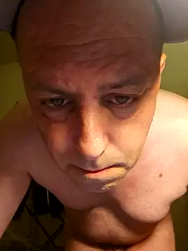 Snapshot of Martin_dick78 chatting on May 2026 09:31:01 PM Martin dick78 online show from May 2026 09:31:01 PM