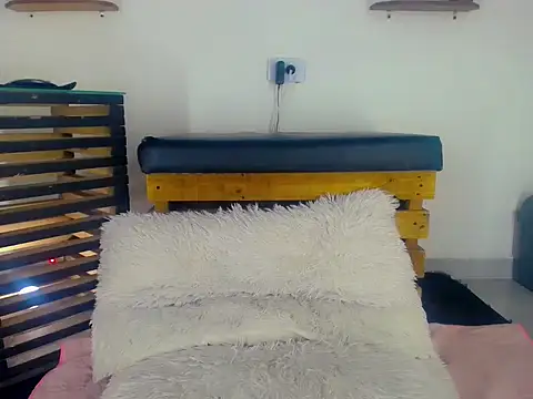 Tatoo Noah online show from March 2026 01:26:02 PM