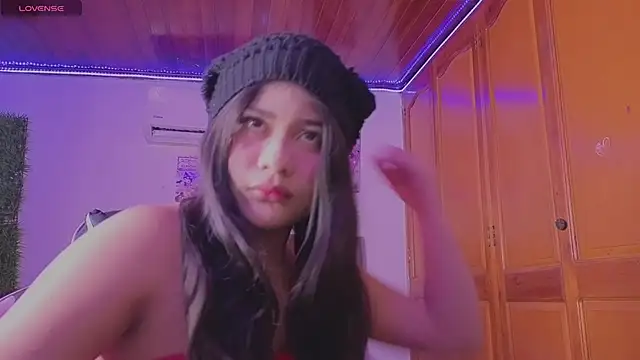 Snapshot of BadKittyy chatting on June 2026 09:49:02 PM BadKittyy online show from June 2026 09:49:02 PM
