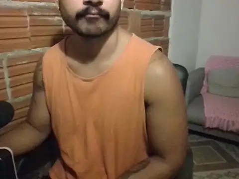 Snapshot of moreno18rn chatting on April 2026 11:16:01 AM moreno18rn online show from April 2026 11:16:01 AM