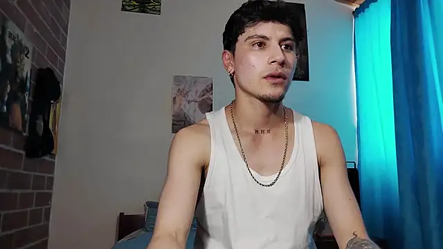 Snapshot of PaulDamico chatting on July 2026 08:33:02 PM PaulDamico online show from July 2026 08:33:02 PM