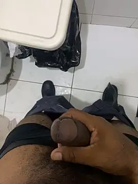 Snapshot of hudson19cm chatting on February 2026 10:50:02 PM hudson19cm online show from February 2026 10:50:02 PM