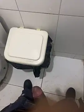 Snapshot of hudson19cm chatting on March 2026 10:25:01 PM hudson19cm online show from March 2026 10:25:01 PM