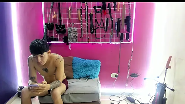 Snapshot of Slave_Melany_bdsm chatting on April 2026 12:34:02 PM Slave Melany bdsm online show from April 2026 12:34:02 PM