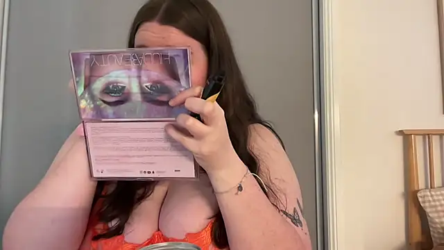 Snapshot of xopeachybaby chatting on March 2026 04:29:01 AM xopeachybaby online show from March 2026 04:29:01 AM