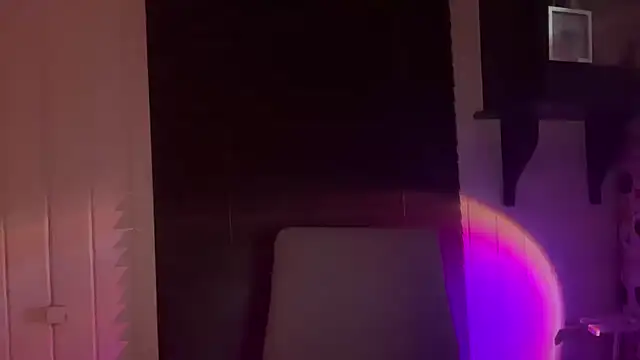 Snapshot of xopeachybaby chatting on April 2026 07:41:01 AM xopeachybaby online show from April 2026 07:41:01 AM