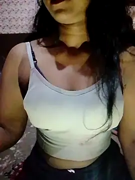 Snapshot of Ayesha_Khan1 chatting on April 2026 07:27:01 AM Ayesha Khan1 online show from April 2026 07:27:01 AM