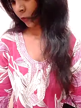 Snapshot of Ayesha_Khan1 chatting on April 2026 04:57:01 AM Ayesha Khan1 online show from April 2026 04:57:01 AM