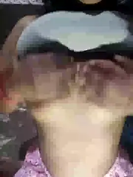 Snapshot of Ayesha_Khan1 chatting on April 2026 11:43:02 PM Ayesha Khan1 online show from April 2026 11:43:02 PM