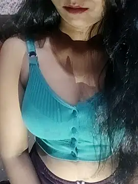 Snapshot of Ayesha_Khan1 chatting on April 2026 11:00:02 AM Ayesha Khan1 online show from April 2026 11:00:02 AM