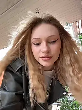 Snapshot of DayaFoxy chatting on March 2026 01:17:01 PM DayaFoxy online show from March 2026 01:17:01 PM