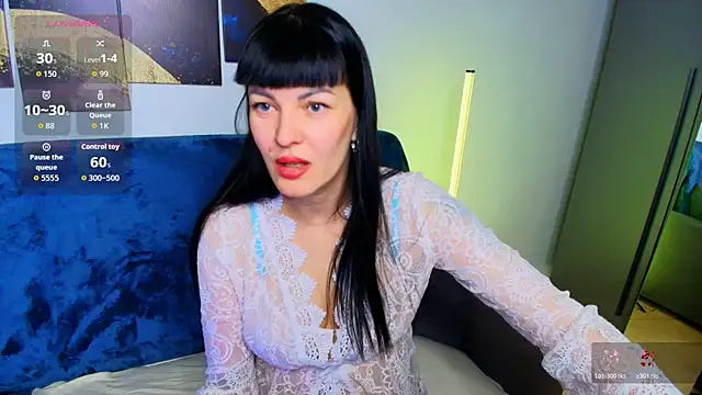 Agata  Moore online show from April 2026 01:11:02 AM