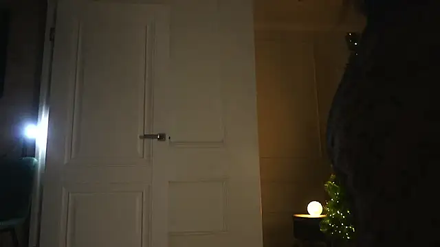 Snapshot of Ilona_Hariss chatting on March 2026 04:13:02 PM Ilona Hariss online show from March 2026 04:13:02 PM