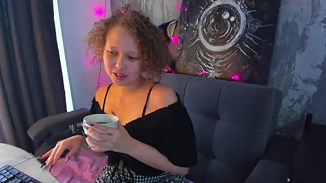 Snapshot of Senya_Sol chatting on March 2026 08:41:02 AM Senya Sol online show from March 2026 08:41:02 AM