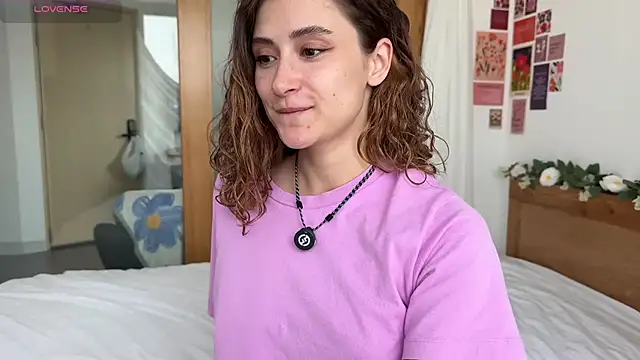 Snapshot of cutiemari chatting on April 2026 04:11:01 AM cutiemari online show from April 2026 04:11:01 AM