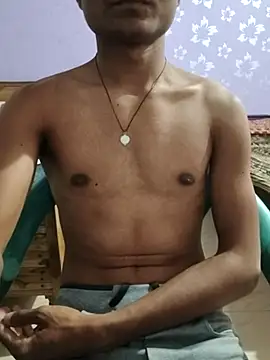 Snapshot of its_rising_star chatting on March 2026 07:25:01 AM its rising star online show from March 2026 07:25:01 AM