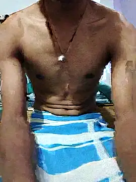 Snapshot of its_rising_star chatting on April 2026 05:08:02 AM its rising star online show from April 2026 05:08:02 AM