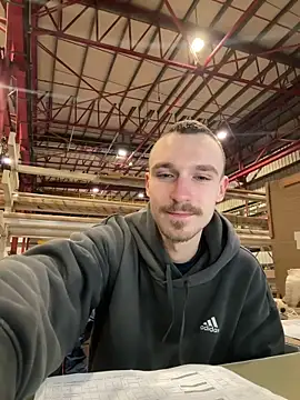 Snapshot of TheMaskShow chatting on February 2026 10:47:02 PM TheMaskShow online show from February 2026 10:47:02 PM