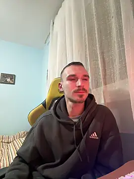 Snapshot of TheMaskShow chatting on March 2026 01:10:01 AM TheMaskShow online show from March 2026 01:10:01 AM