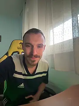 Snapshot of TheMaskShow chatting on April 2026 03:45:01 PM TheMaskShow online show from April 2026 03:45:01 PM