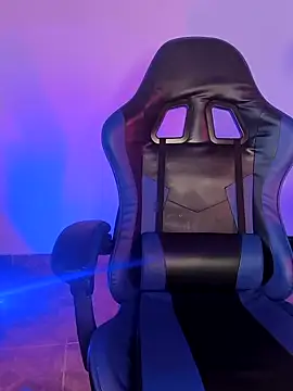 Derek Vow online show from April 2026 10:08:02 PM