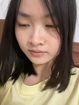 Snapshot of miaomiaou_ chatting on April 2026 05:15:01 PM miaomiaou online show from April 2026 05:15:01 PM