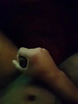 Snapshot of Luxfero76 chatting on April 2026 11:29:02 PM Luxfero76 online show from April 2026 11:29:02 PM