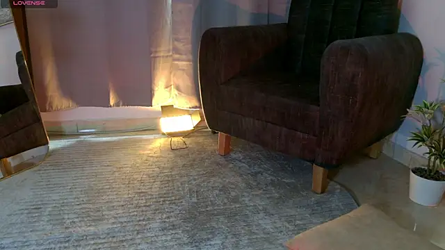 Snapshot of aramjones chatting on March 2026 03:01:02 PM aramjones online show from March 2026 03:01:02 PM