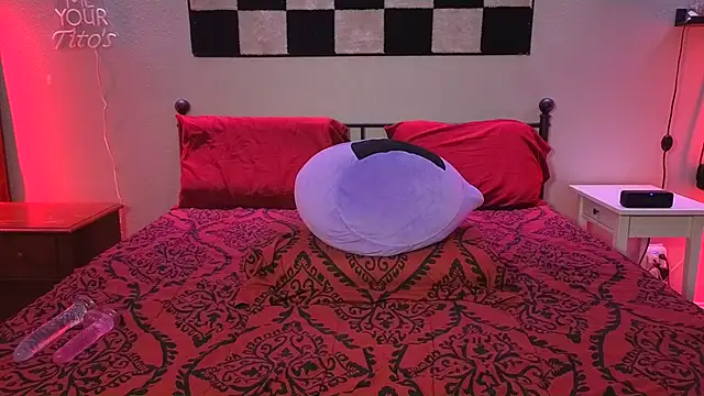 DakotaCharm online show from April 2026 12:58:02 AM