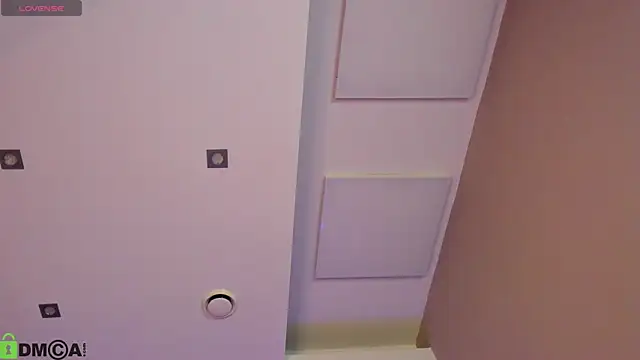 Snapshot of Vanessa_Harr1s chatting on April 2026 08:29:02 AM Vanessa Harr1s online show from April 2026 08:29:02 AM