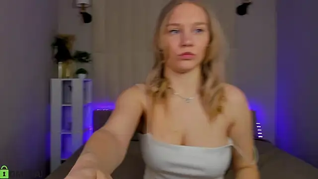 Snapshot of Vanessa_Harr1s chatting on April 2026 07:35:01 AM Vanessa Harr1s online show from April 2026 07:35:01 AM