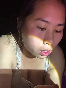 Snapshot of patry33 chatting on March 2026 01:06:01 PM patry33 online show from March 2026 01:06:01 PM