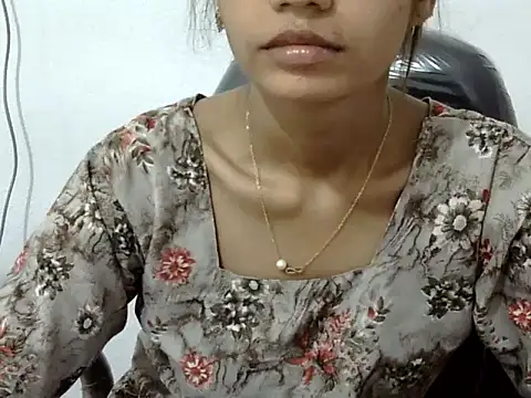 Snapshot of Kulsum_S chatting on March 2026 12:19:01 PM Kulsum S online show from March 2026 12:19:01 PM